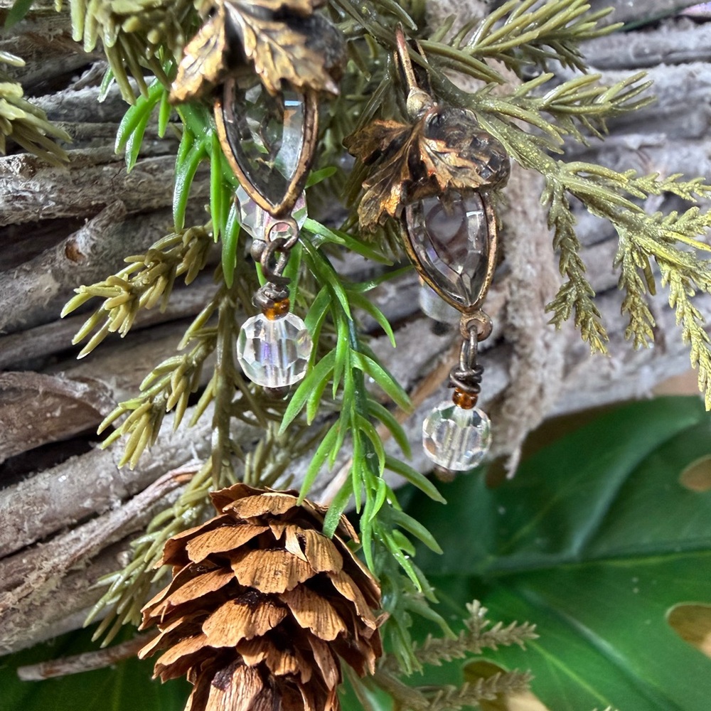 Rare Sundance Acorn Vintage Gold and Australian Crystal Drop Earrings - Picture 14 of 17